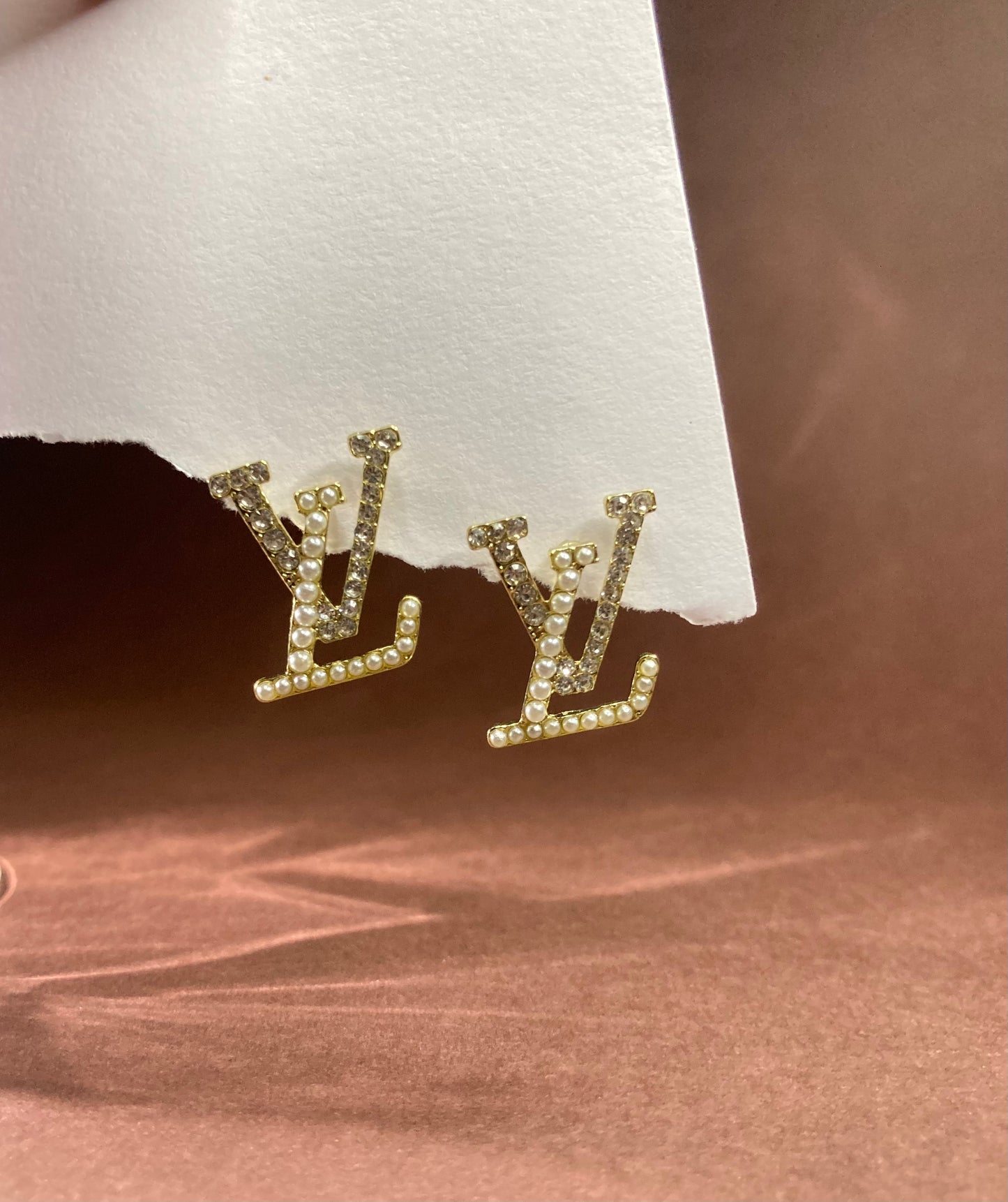 Veluxe Studs Earring