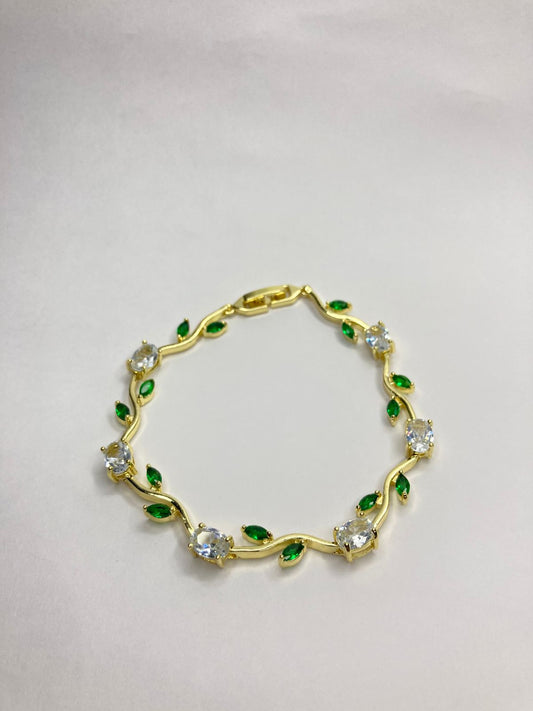 White Tulip Green Leaf Bracelet
